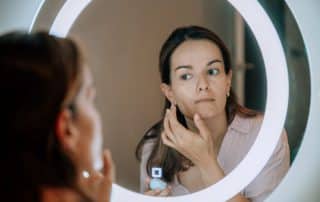 como-aplicar-base-maquillaje
